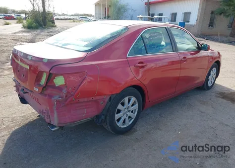 2008 Toyota Camry Hybrid z USA, uszkodzony, nr VIN JTNBB46K983047035